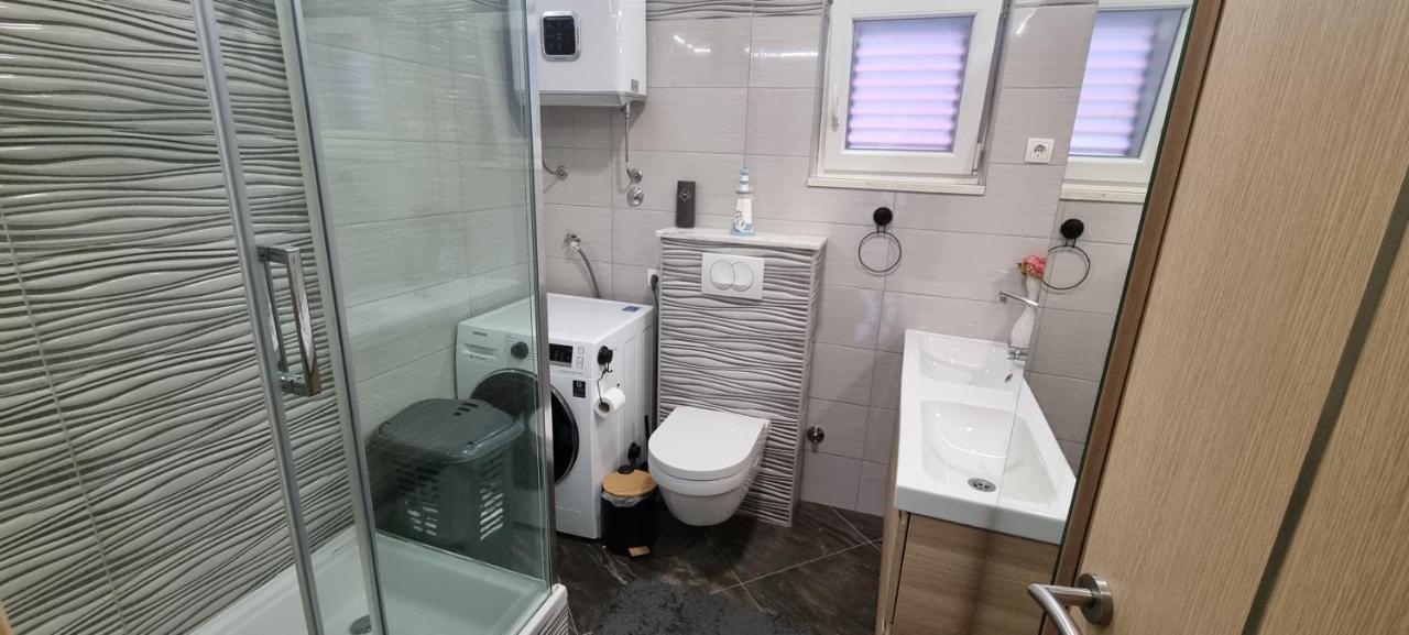 Luxurious Three Bedrooms Apartment With Two Terraces Kastela Dış mekan fotoğraf