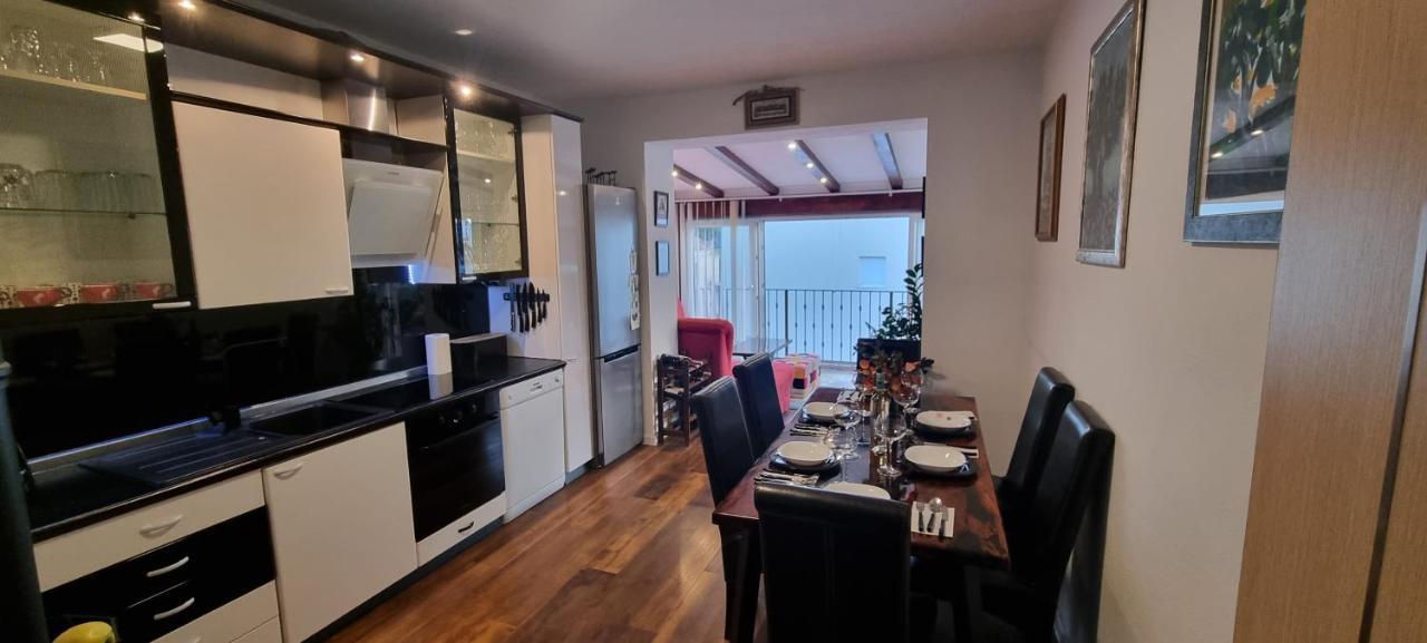 Luxurious Three Bedrooms Apartment With Two Terraces Kastela Dış mekan fotoğraf